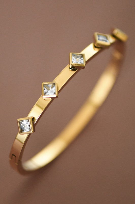 18k Bangle