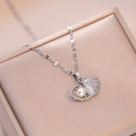 Seashell Pearl Pendant Necklace