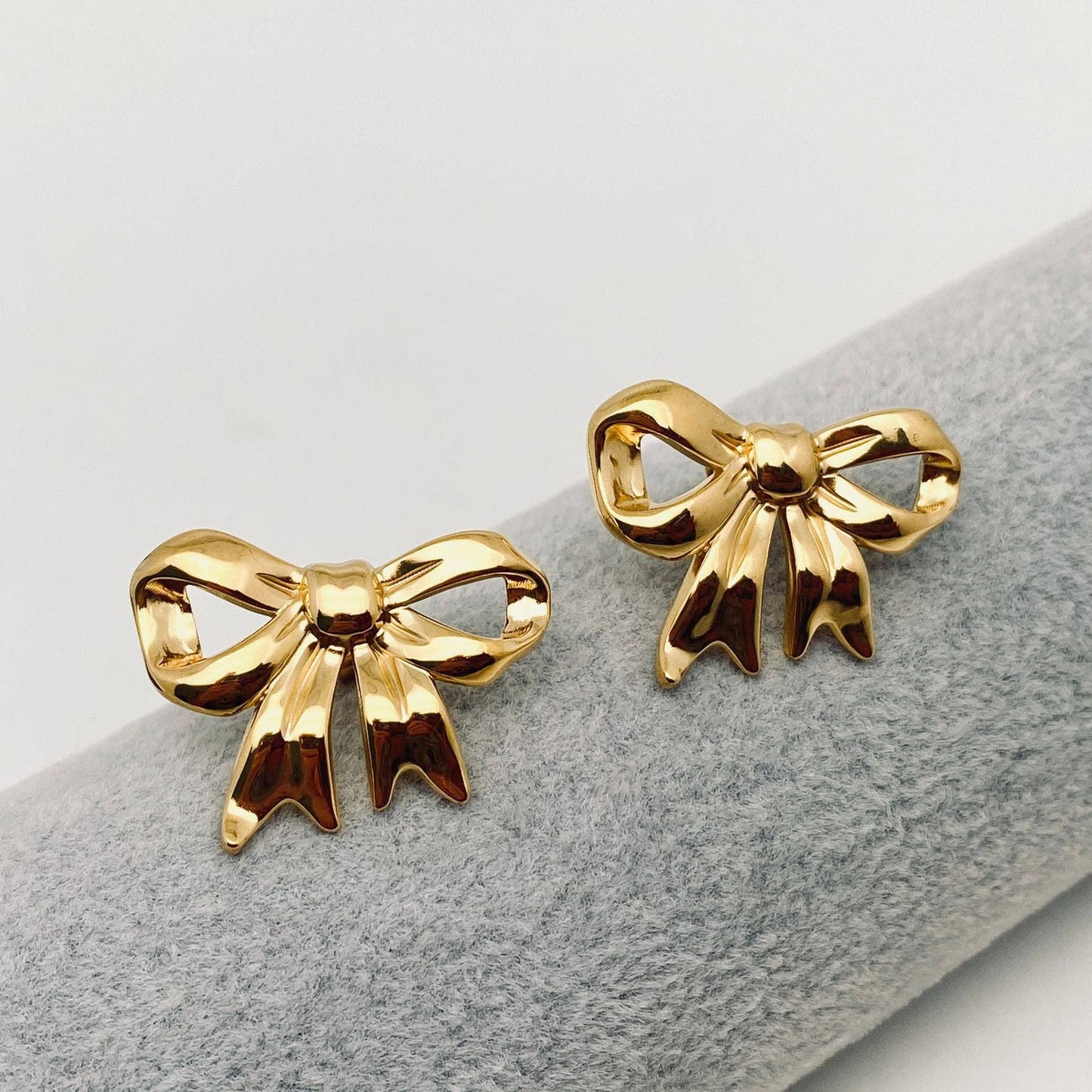 Bow Earrings